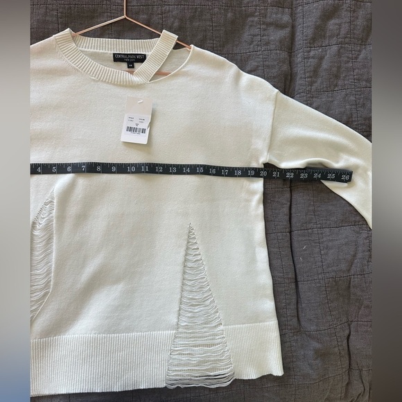 Central Park West | Stevie Distressed Sweater - Picture 9 of 10